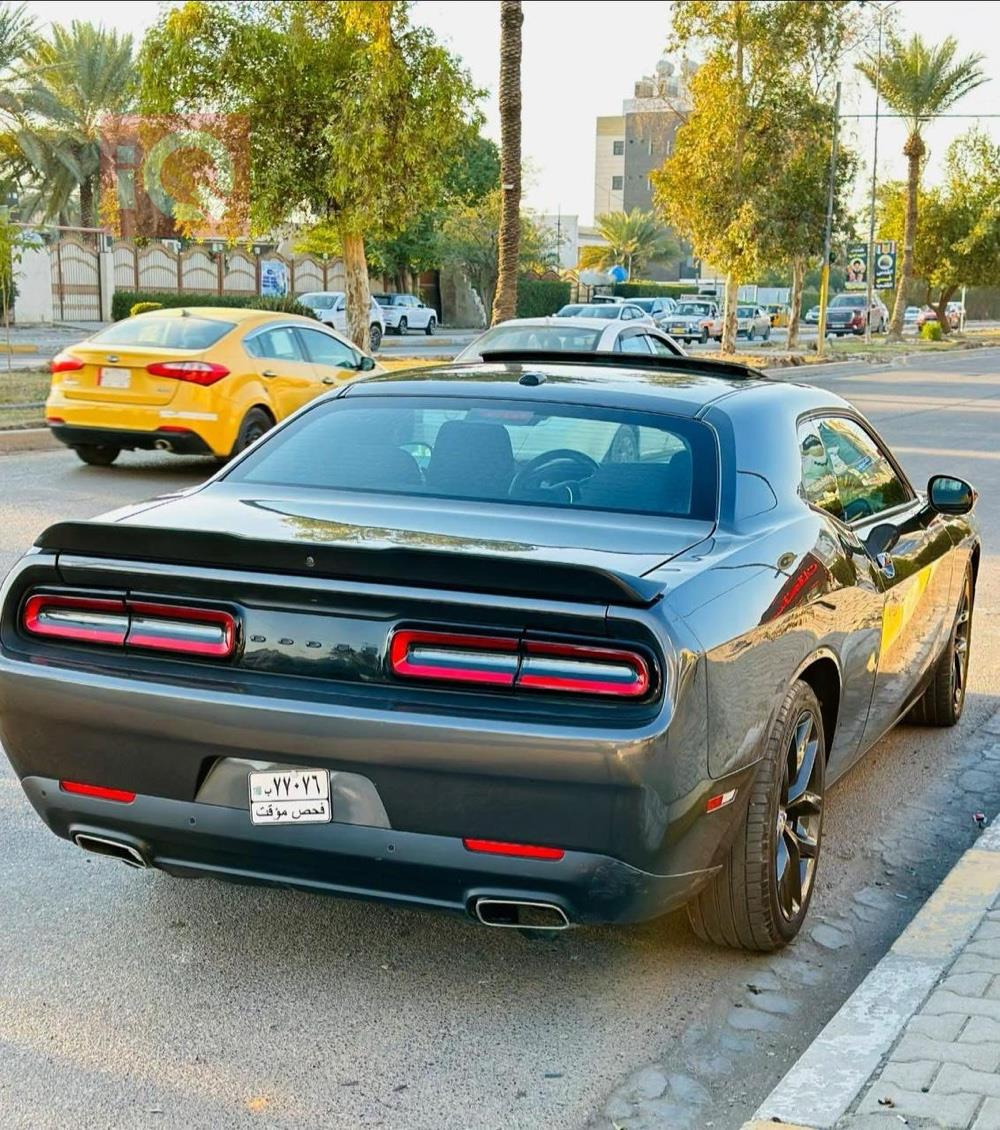 Dodge Challenger